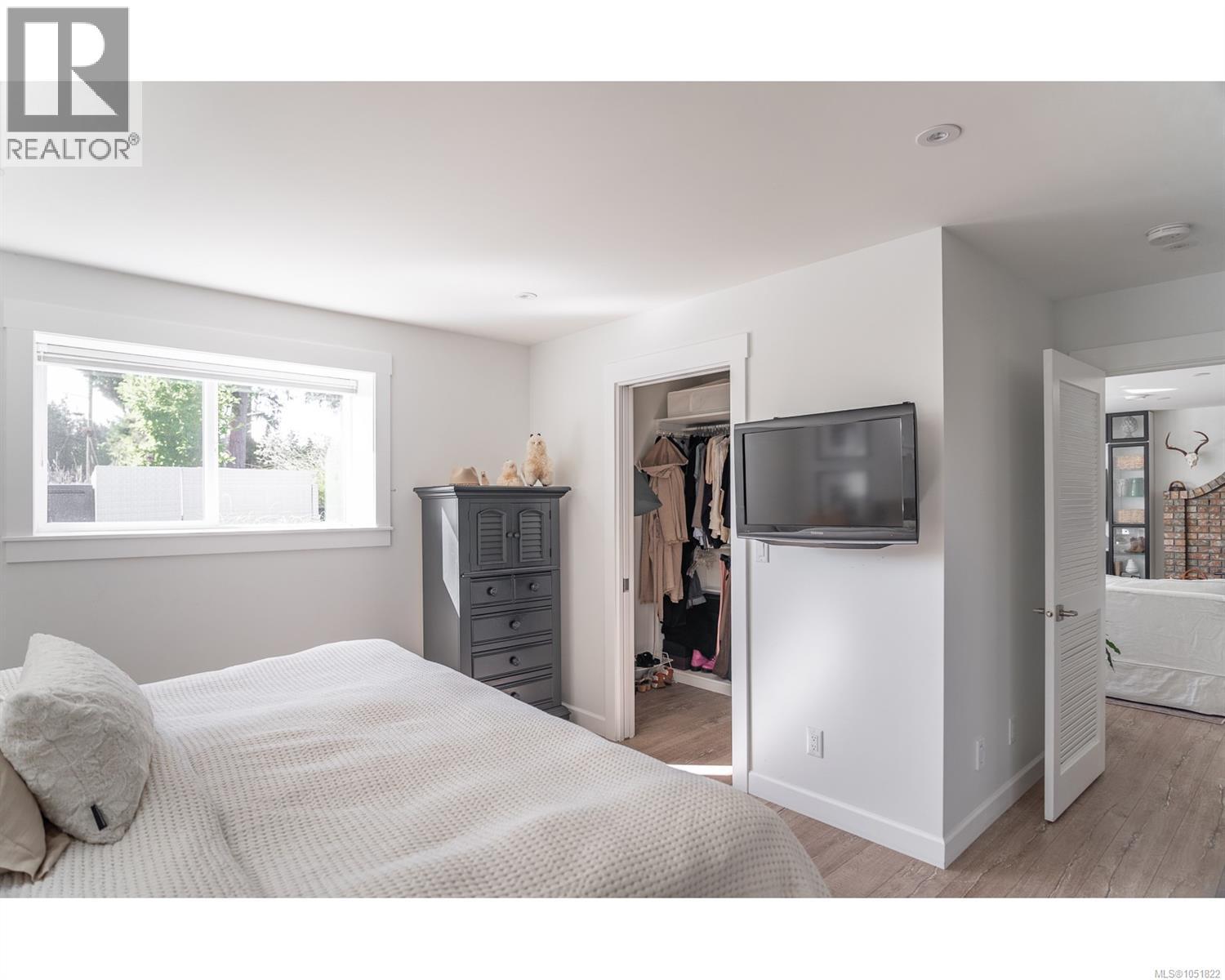 1045 Ravensbourne Lane Property Photo 30