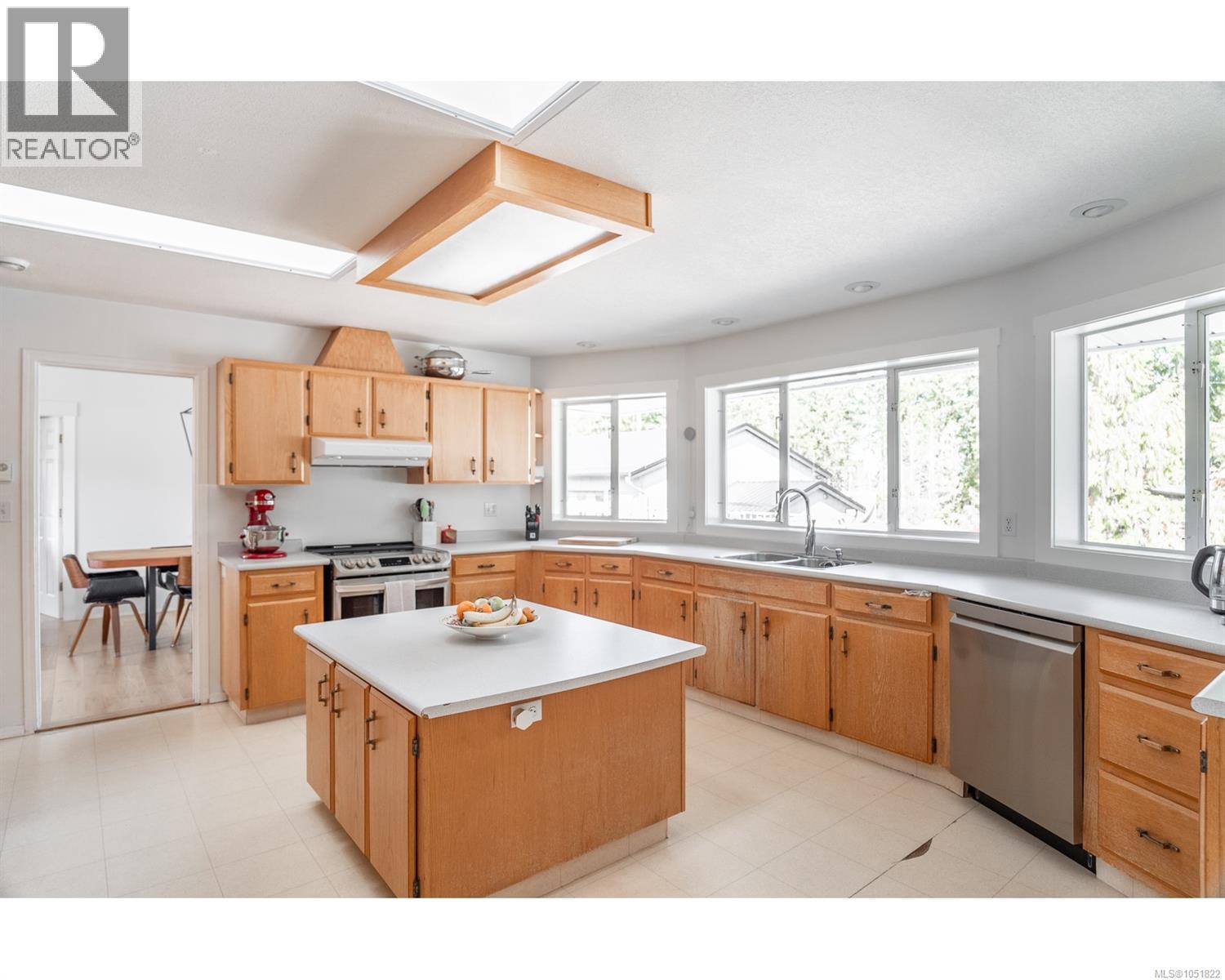 1045 Ravensbourne Lane Property Photo 37