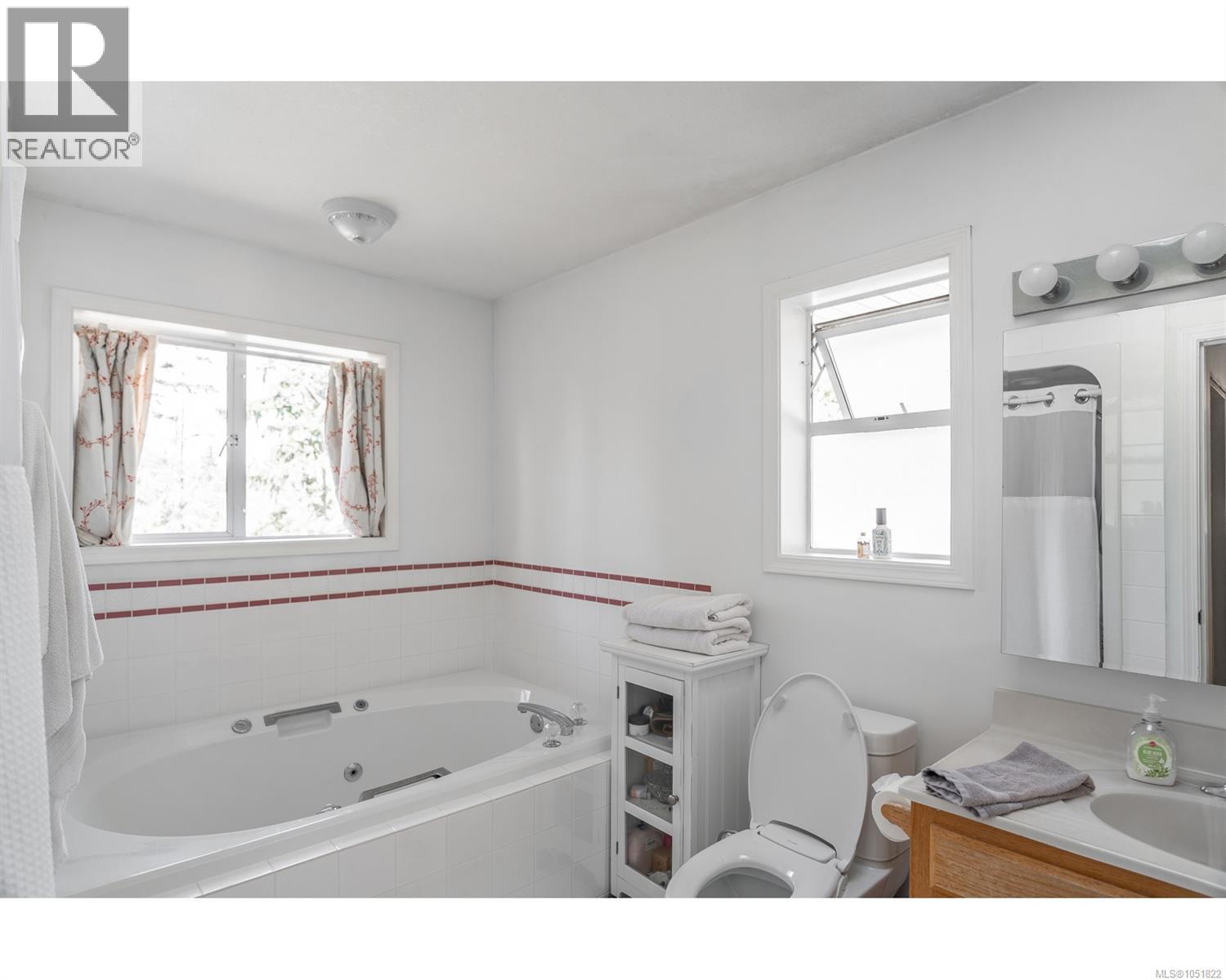 1045 Ravensbourne Lane Property Photo 41