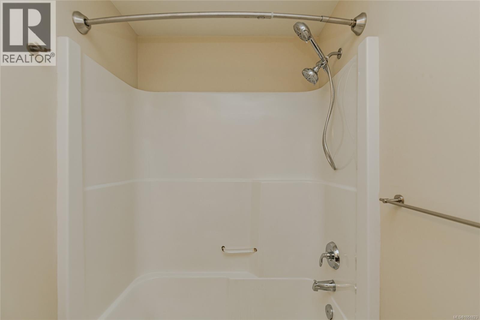 2105 Greenhill Rise Property Photo 34