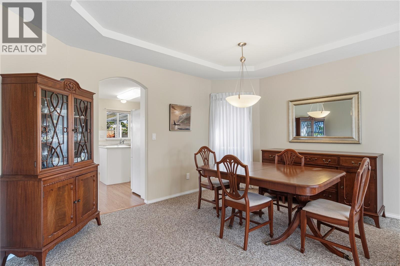 568 Hampstead St Property Photo 15
