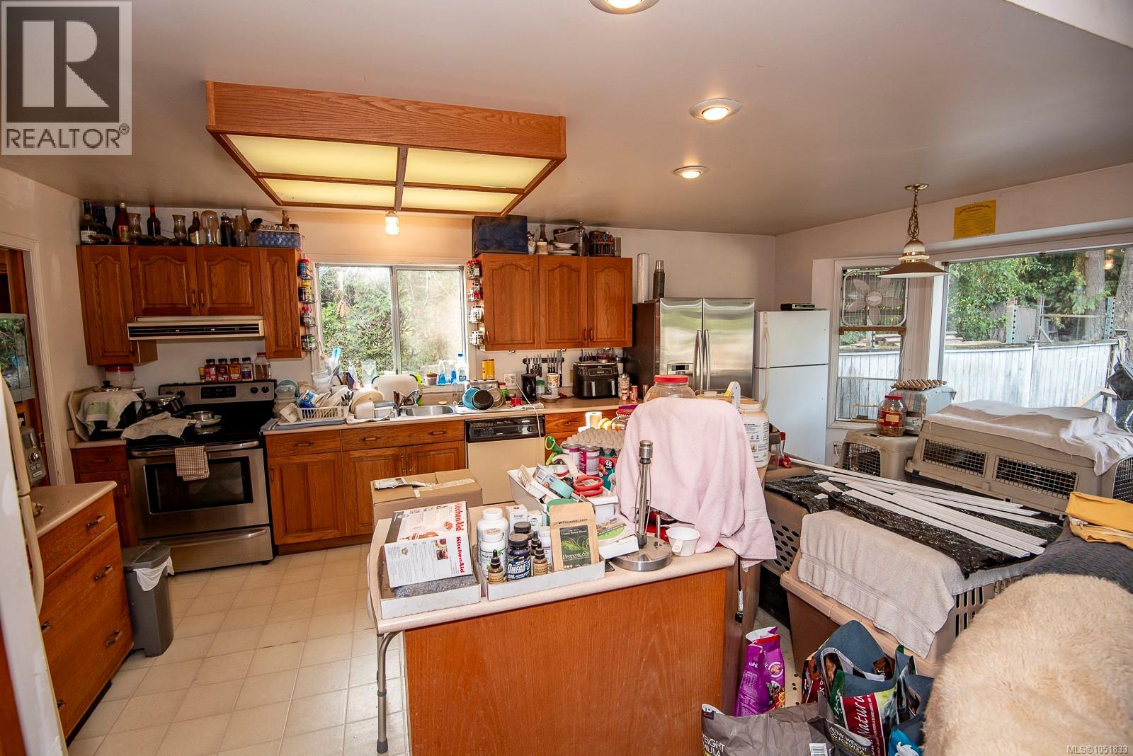 1706 Mills Rd Property Photo 12