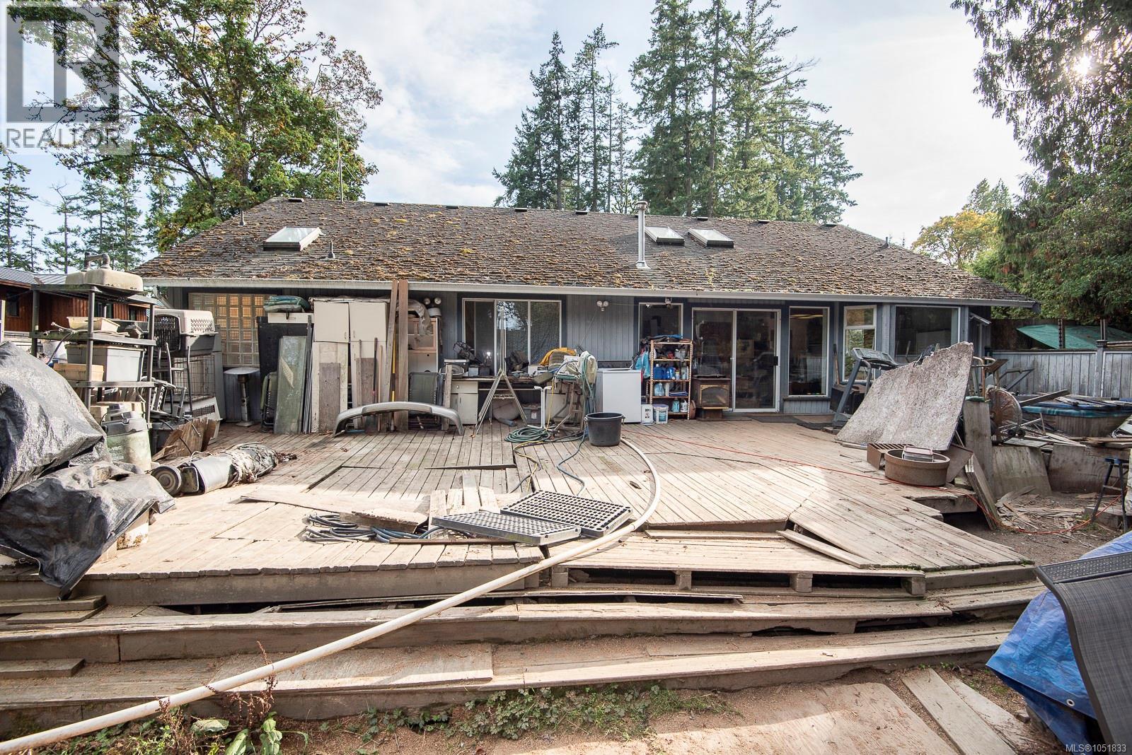1706 Mills Rd Property Photo 27