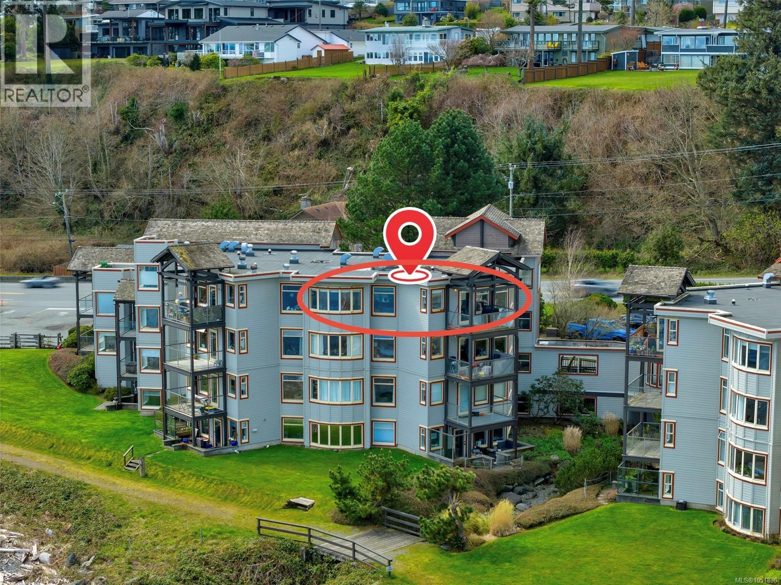 1401 27 Island Hwy S Property Photo 3