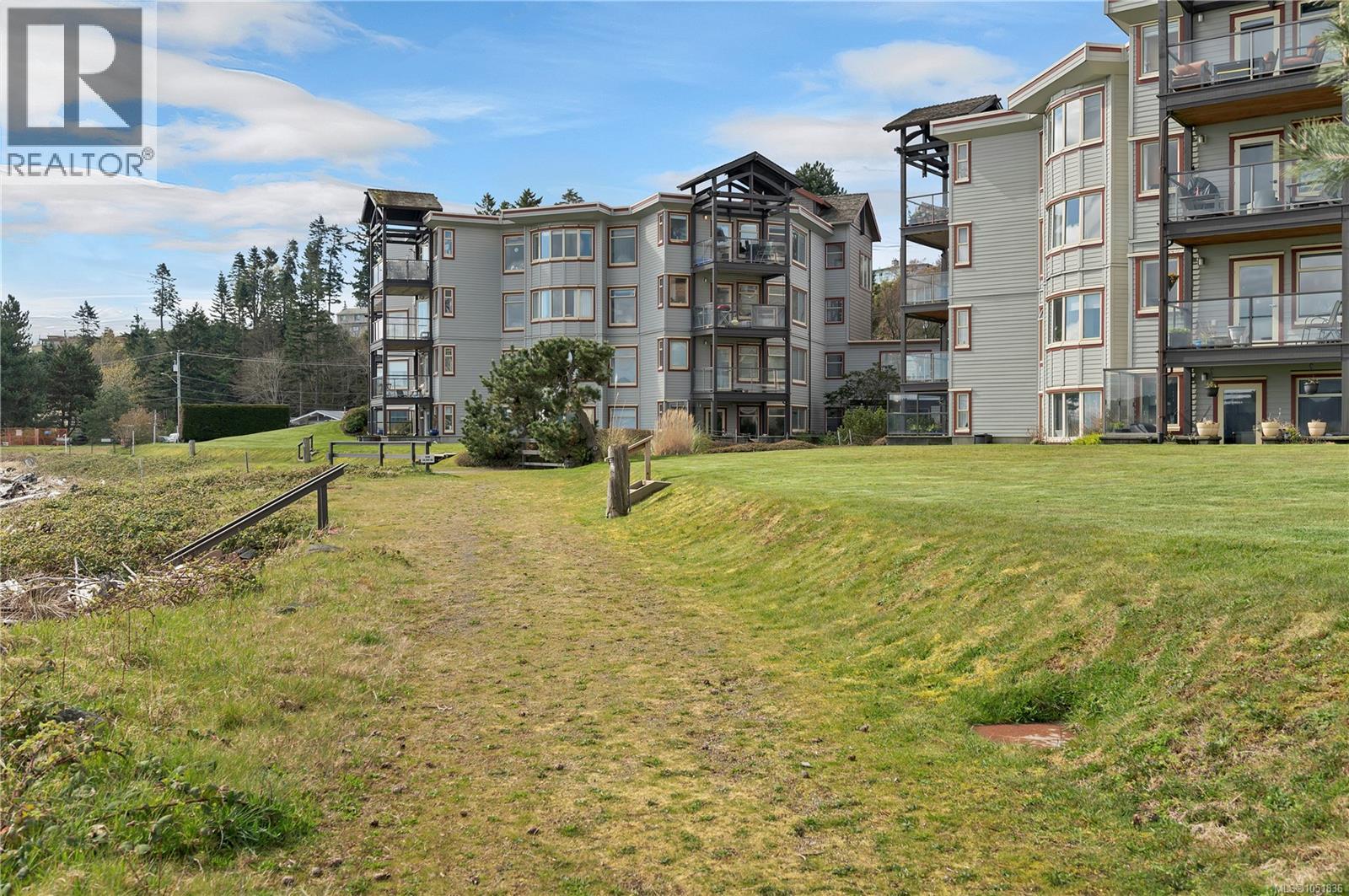 1401 27 Island Hwy S Property Photo 49
