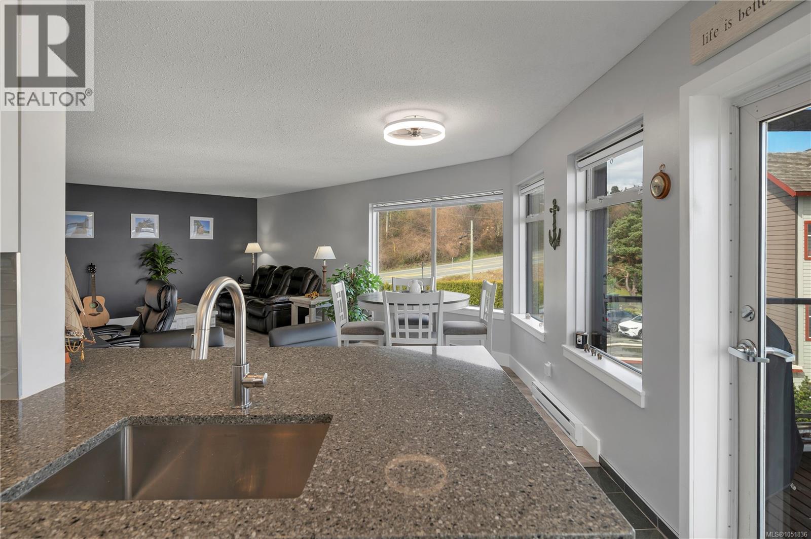 1401 27 Island Hwy S Property Photo 56