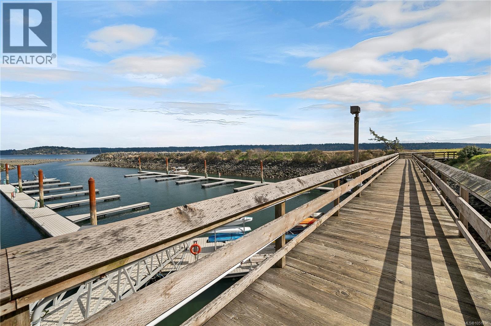 1401 27 Island Hwy S Property Photo 81