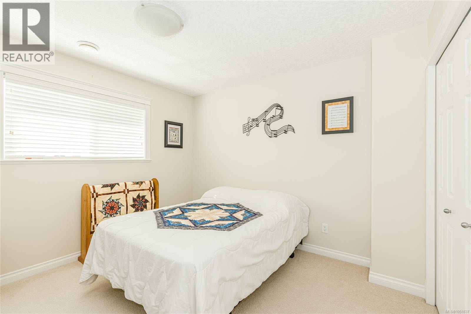 3026 Keystone Dr Property Photo 28