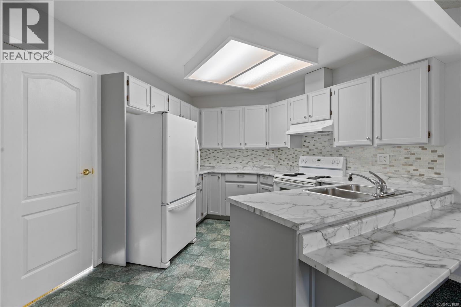 601 4515 Pipeline Rd Property Photo 6