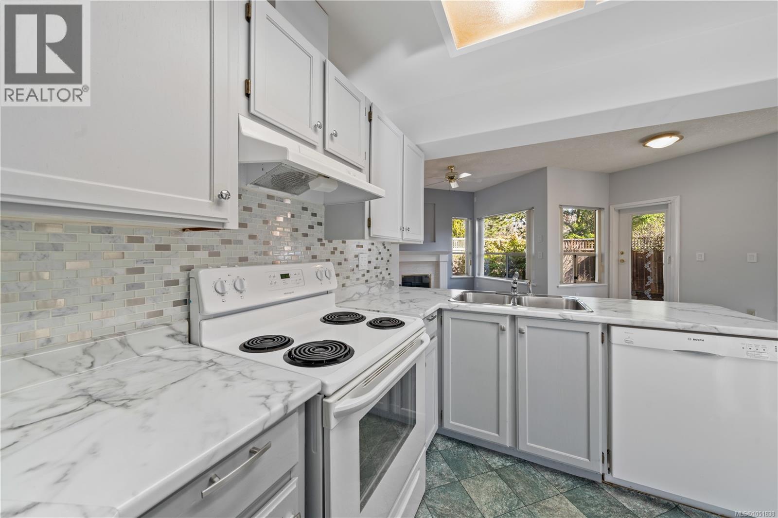 601 4515 Pipeline Rd Property Photo 8