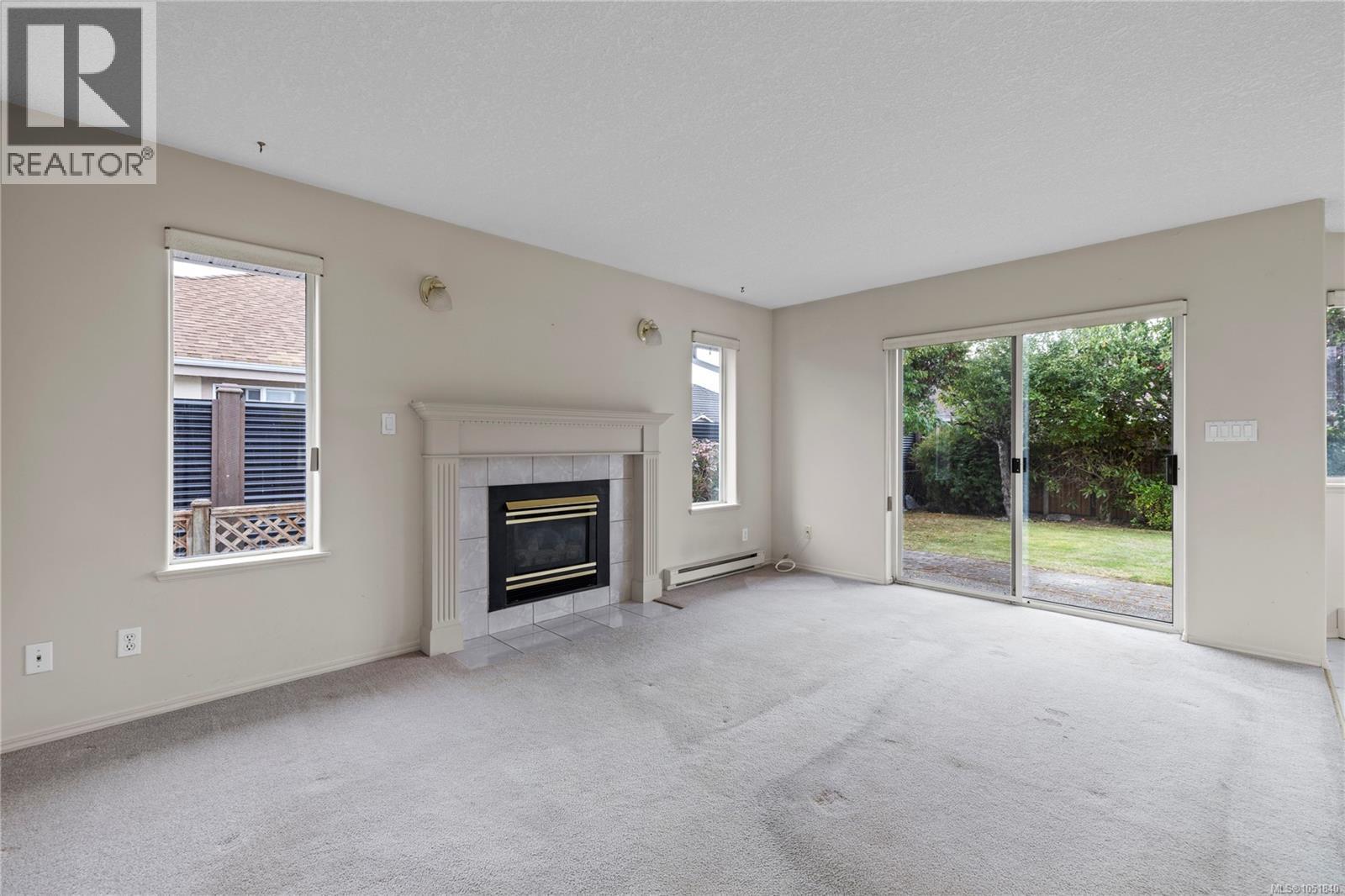 728 Banwell Crt Property Photo 5