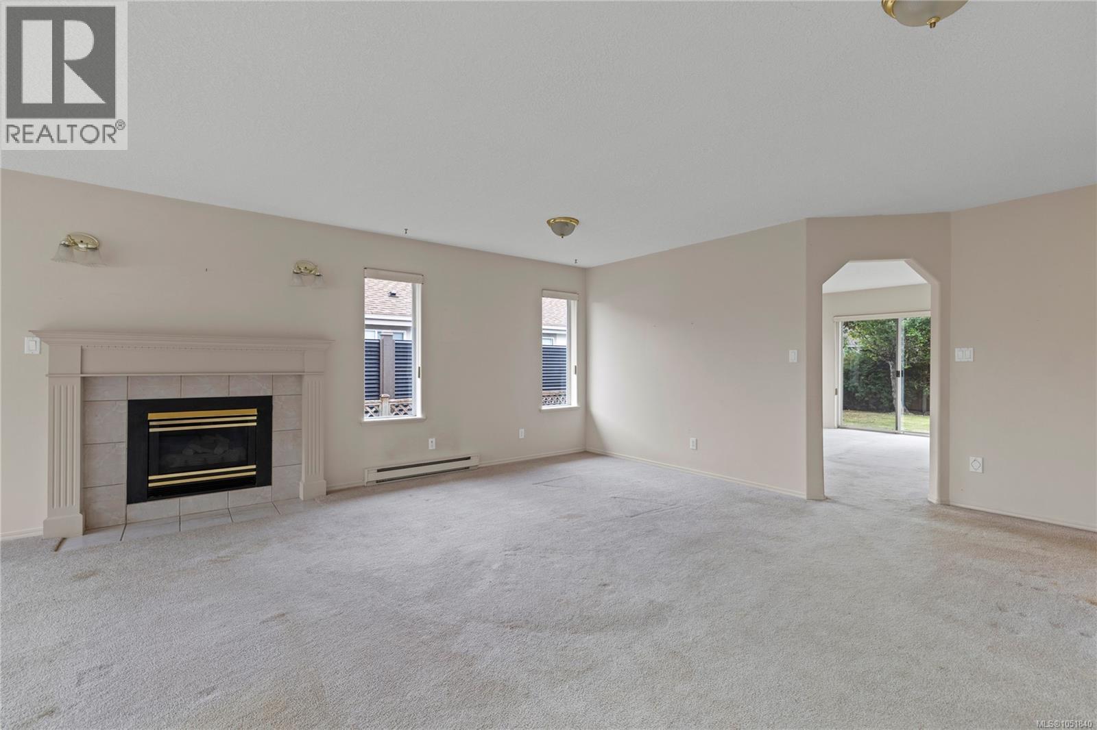 728 Banwell Crt Property Photo 24