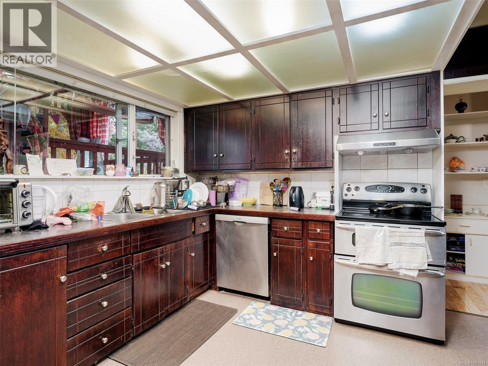 2511 Florence Lake Rd Property Photo 6