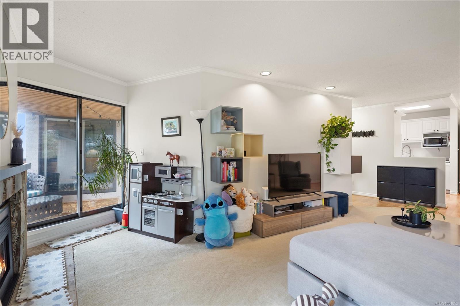 306 1518 Pandora Ave Property Photo 16