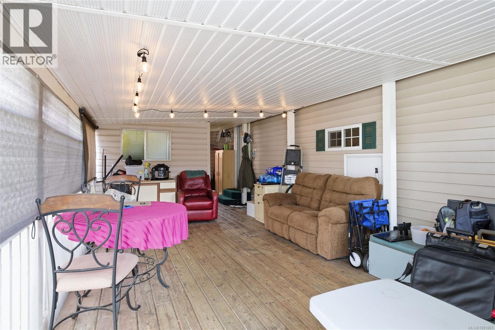 2118 Buttle Lake Way Property Photo 4