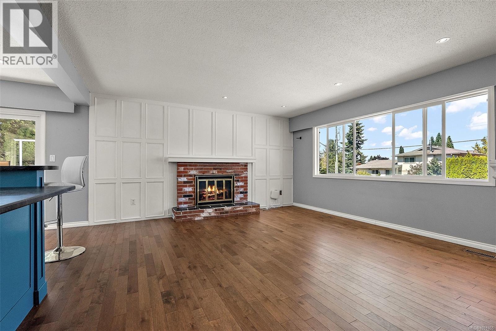 1839 San Pedro Ave Property Photo 3