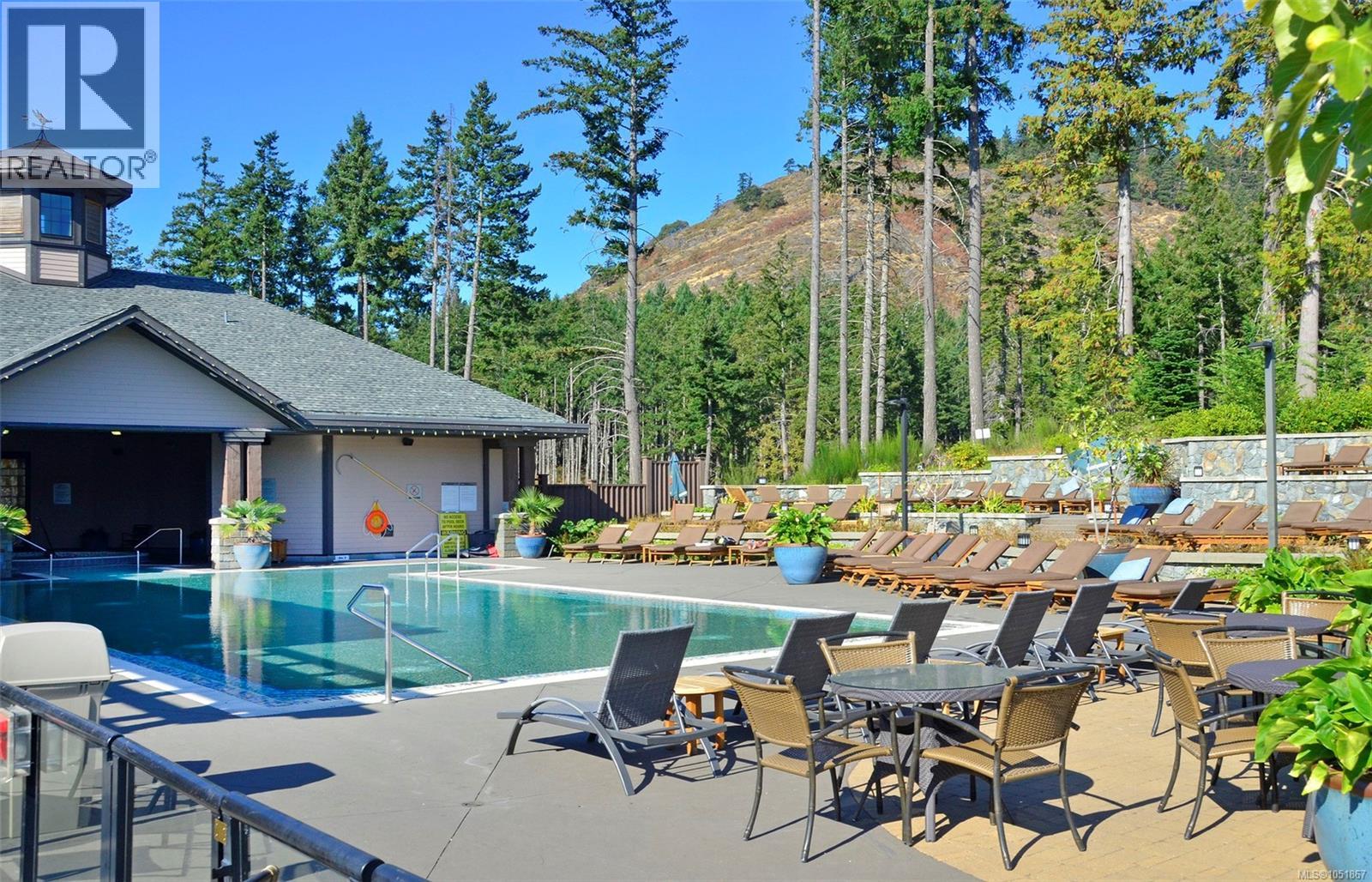 2044 Rivers Crossing Property Photo 68
