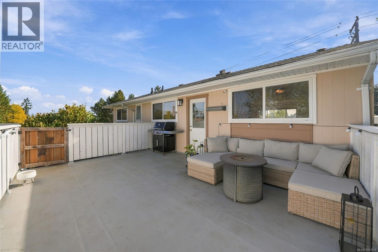 1088 Nelson St Property Photo 32