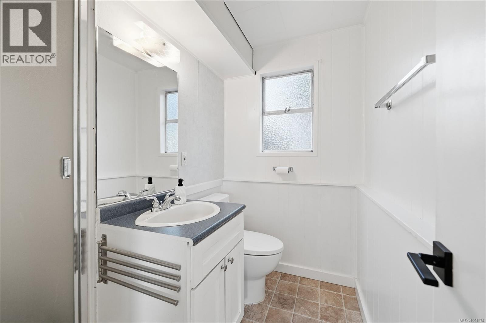 1088 Nelson St Property Photo 45