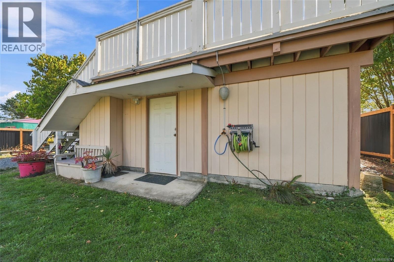 1088 Nelson St Property Photo 54