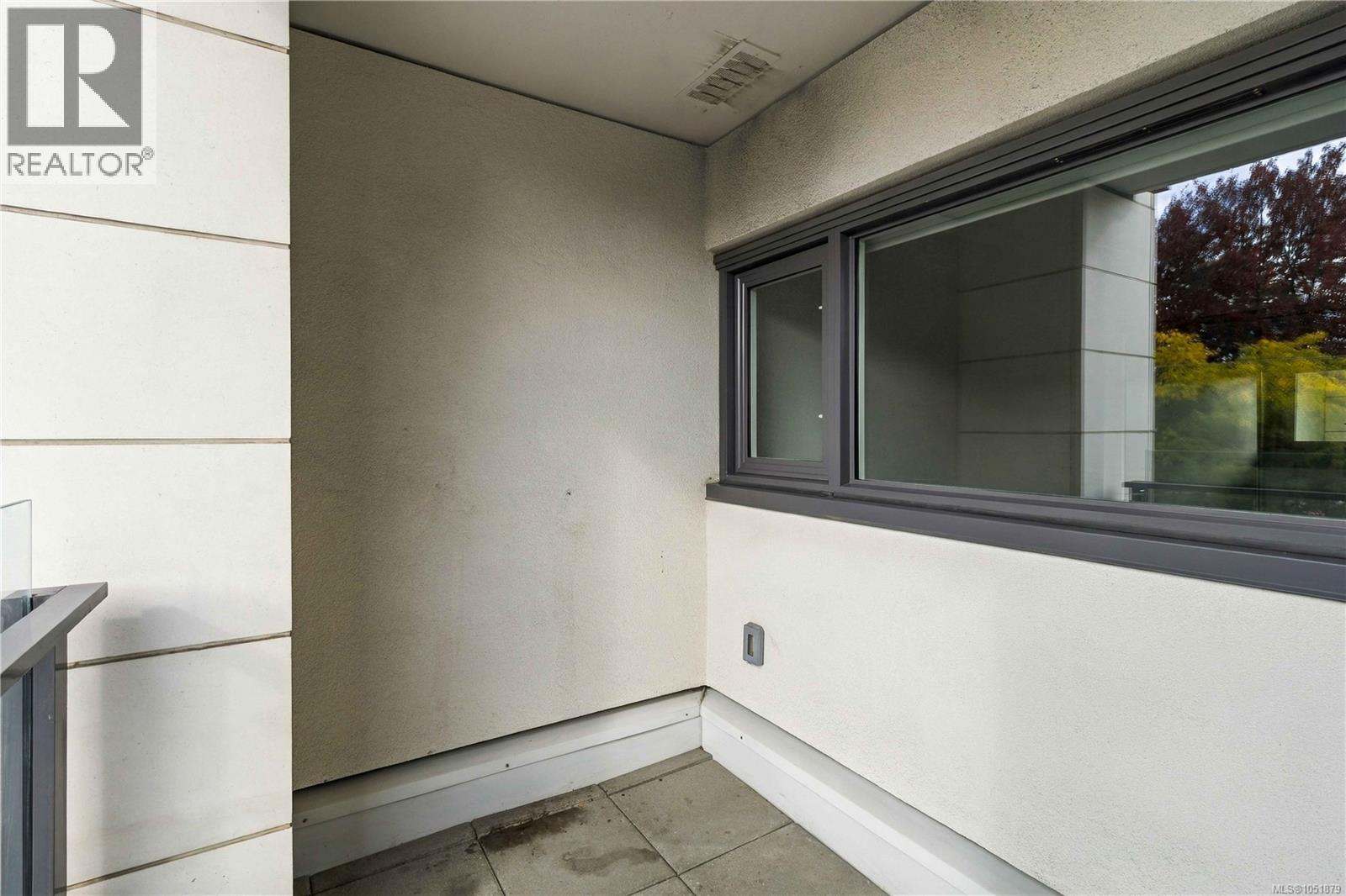 204 960 Yates St Property Photo 26