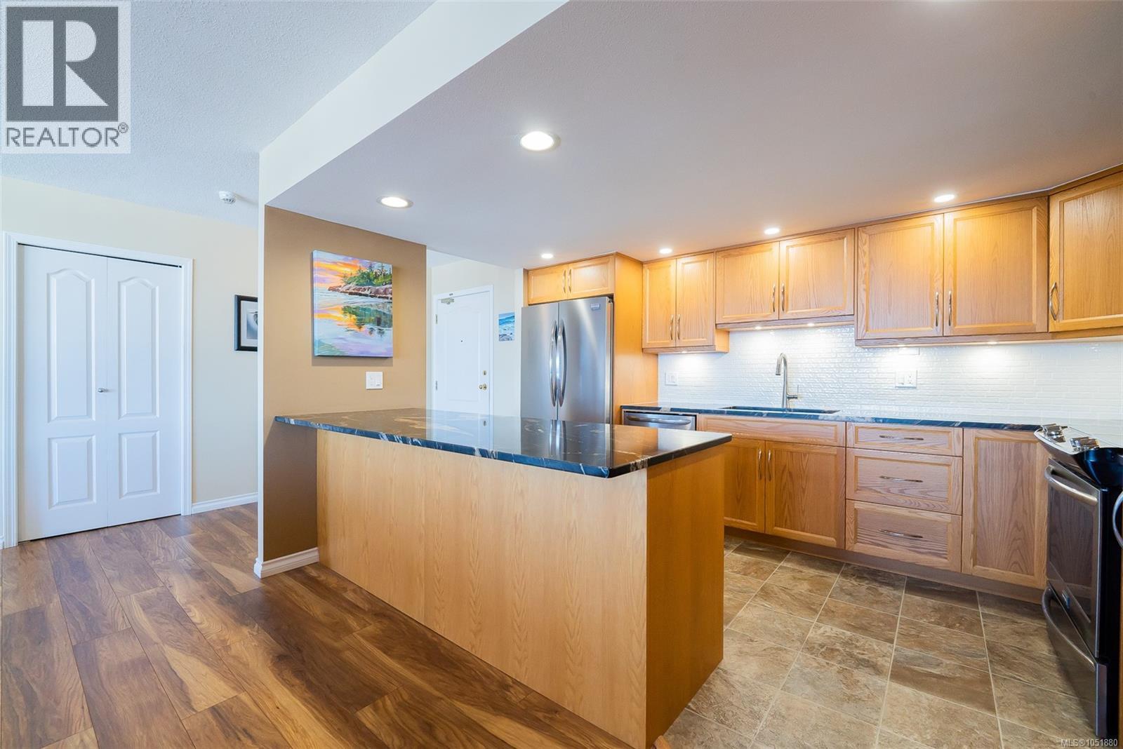 311 158 Promenade Dr Property Photo 2