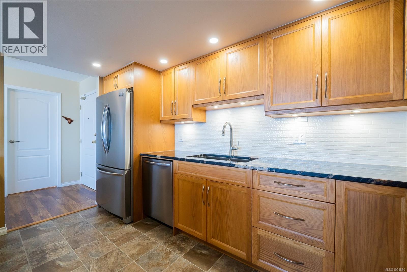 311 158 Promenade Dr Property Photo 5