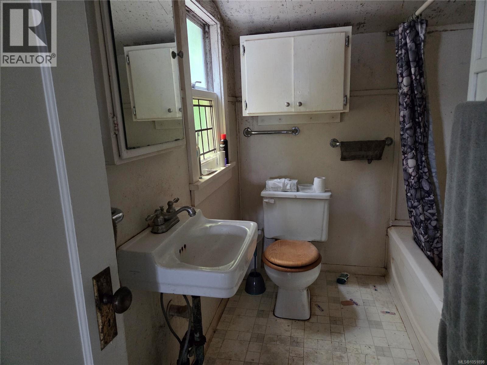 1460 Imperial Lane Property Photo 16