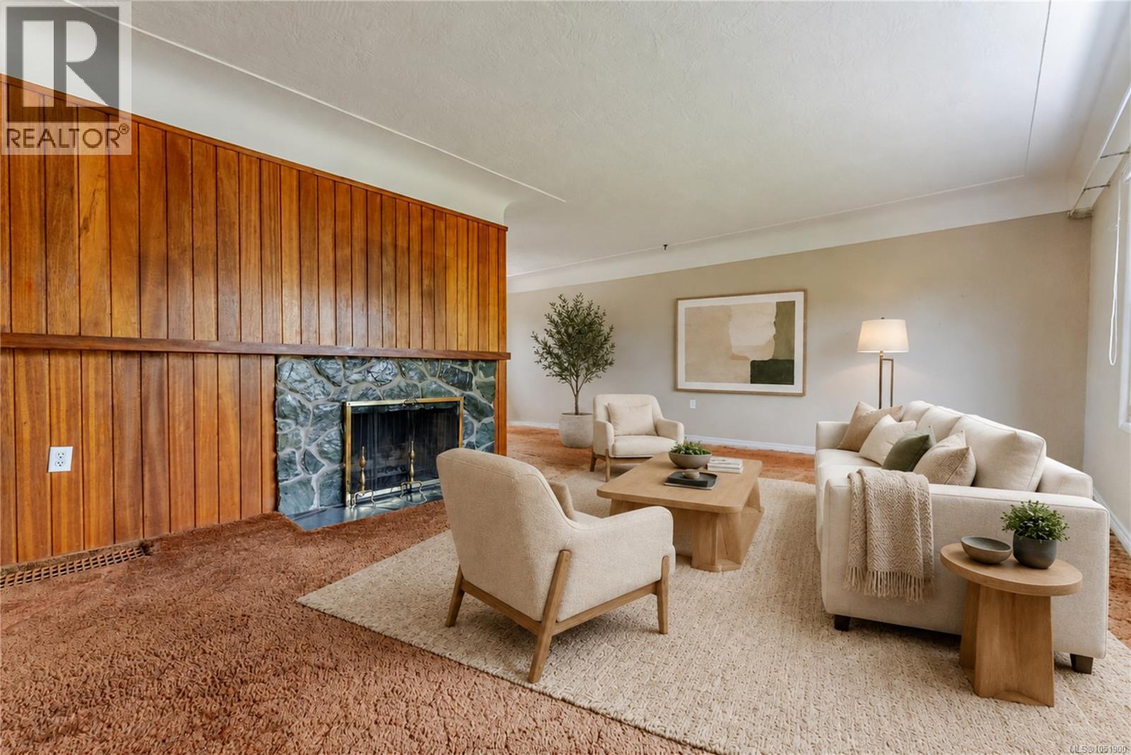 3278 Henderson Rd Property Photo 6