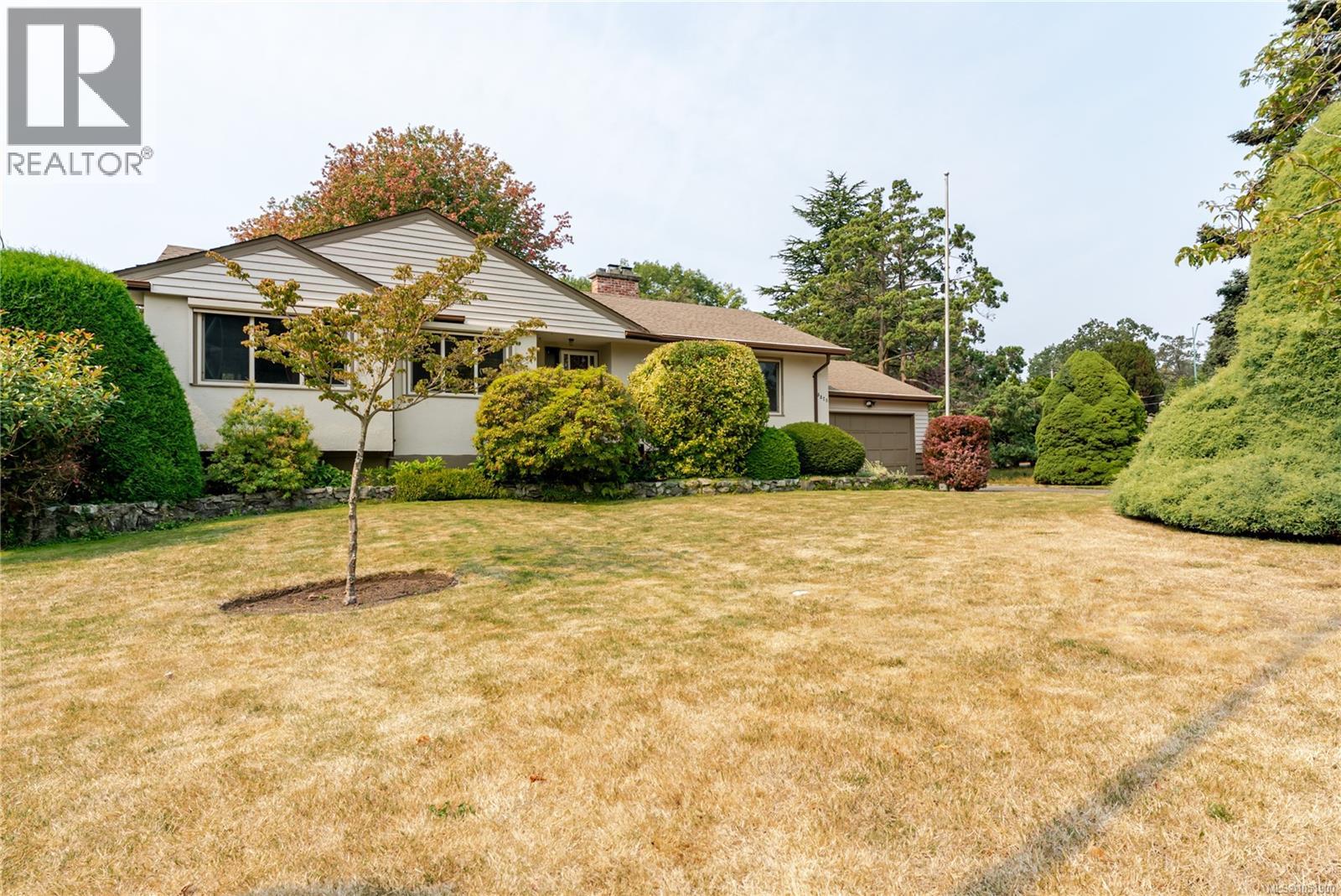 3278 Henderson Rd Property Photo 35