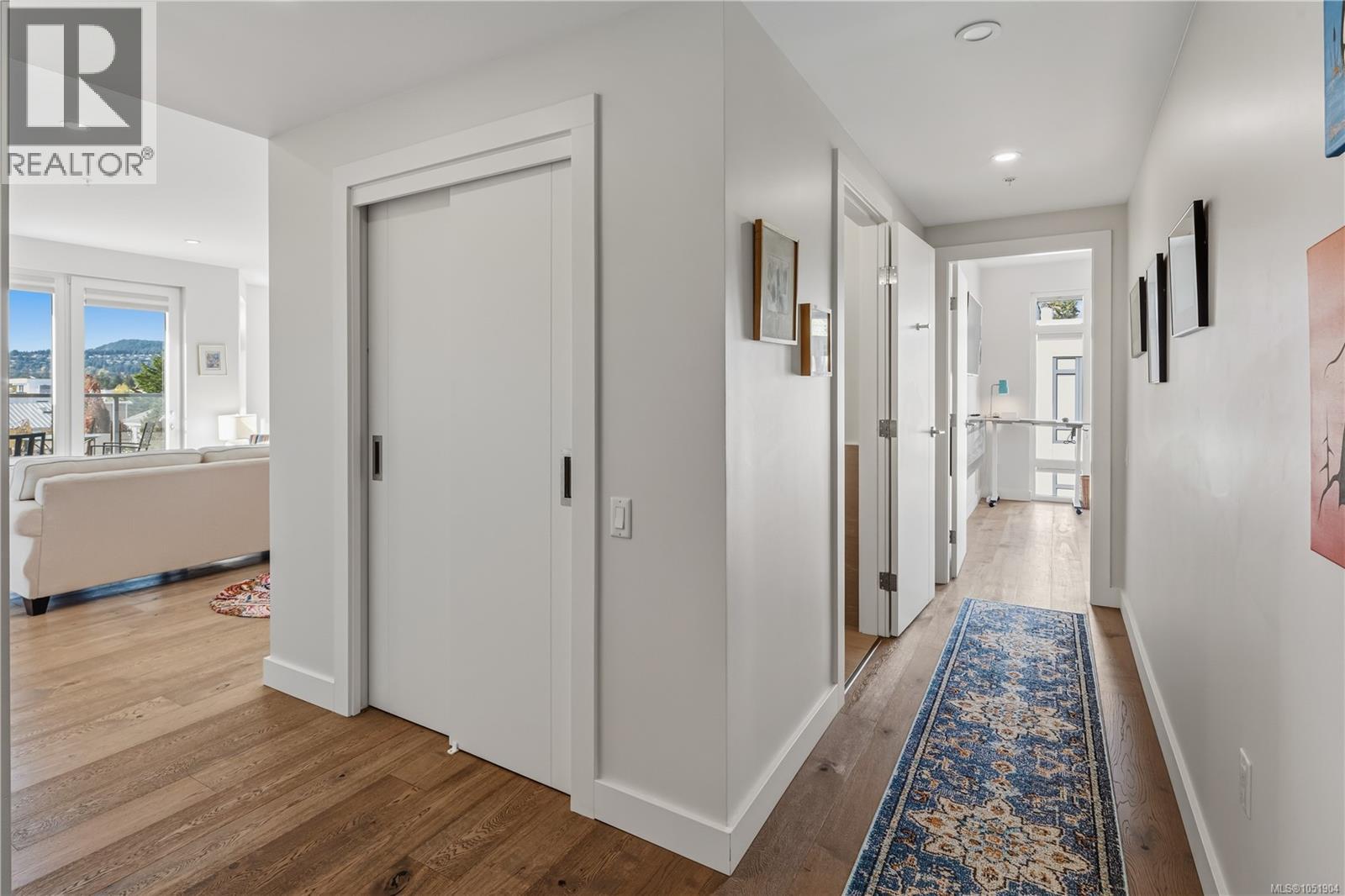 6 9667a First St Property Photo 19