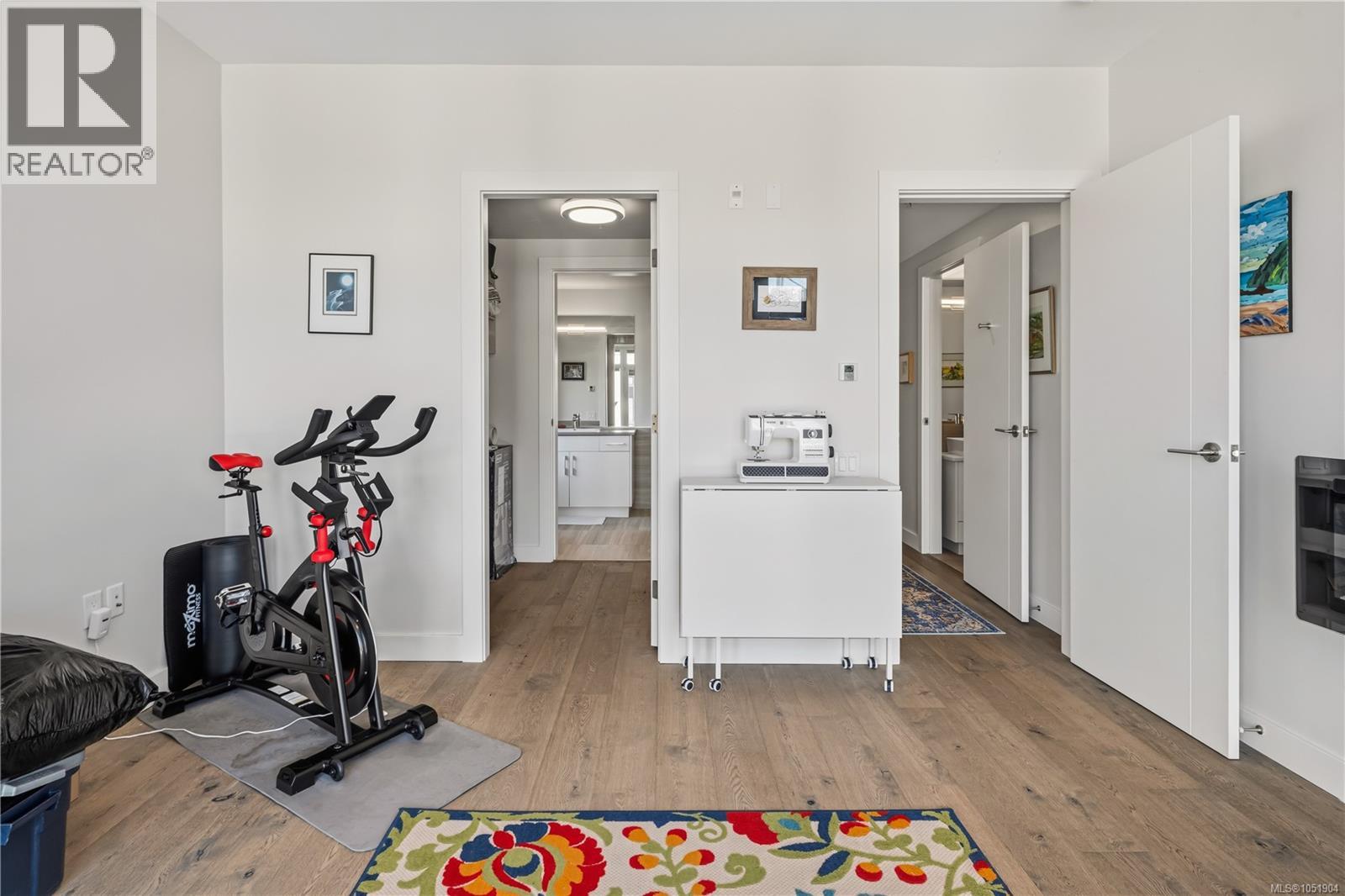 6 9667a First St Property Photo 22