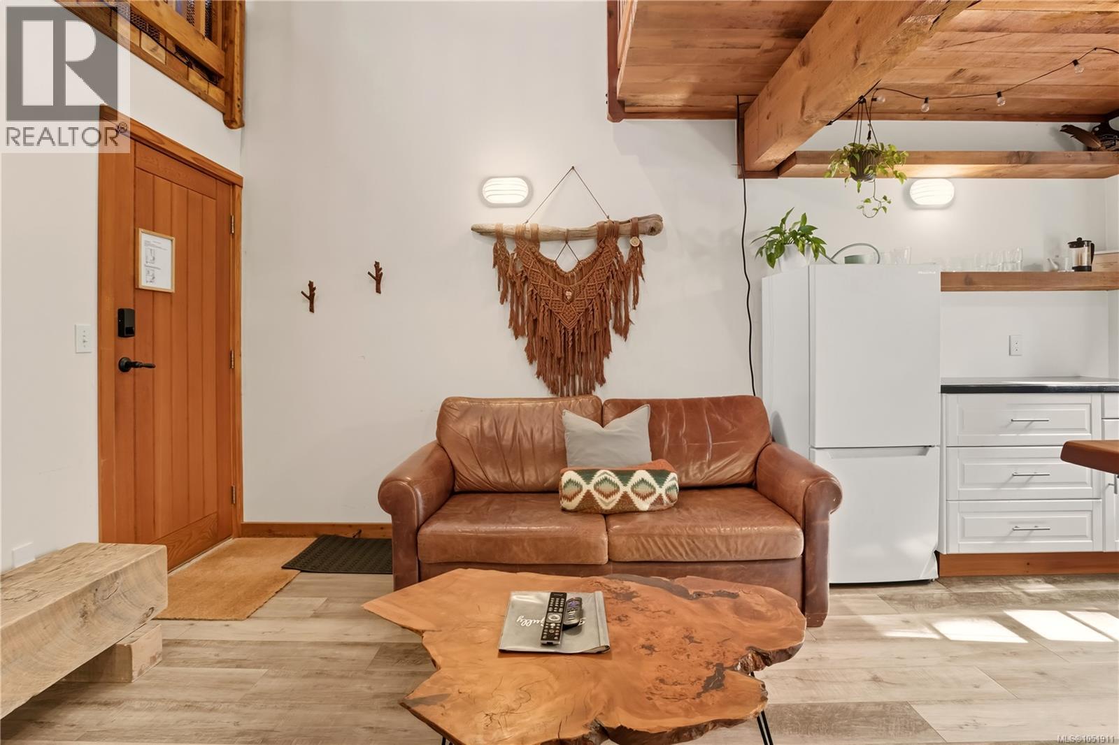 19 1002 Peninsula Rd Property Photo 6