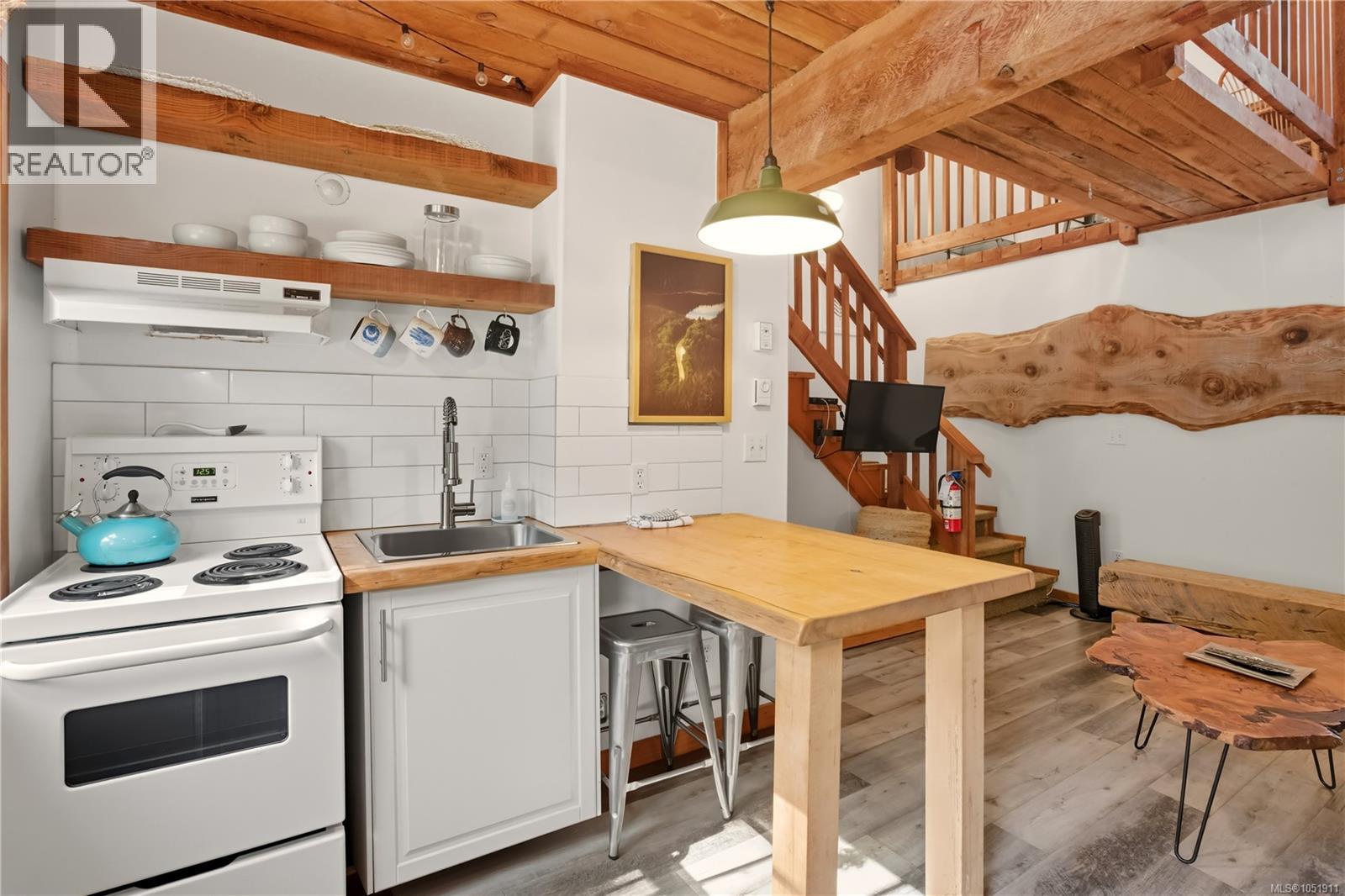 19 1002 Peninsula Rd Property Photo 8