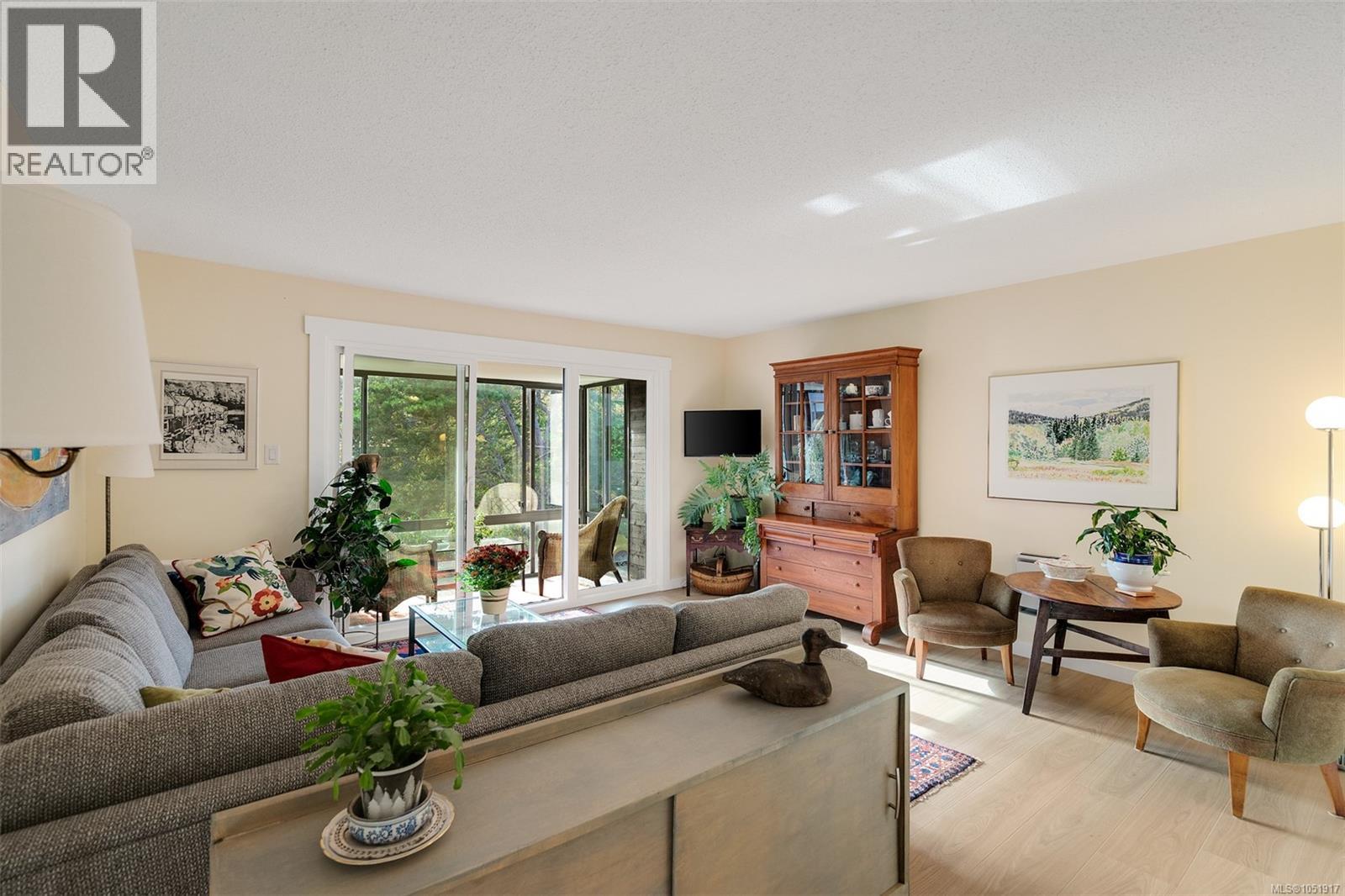 416 1433 Faircliff Lane Property Photo 1