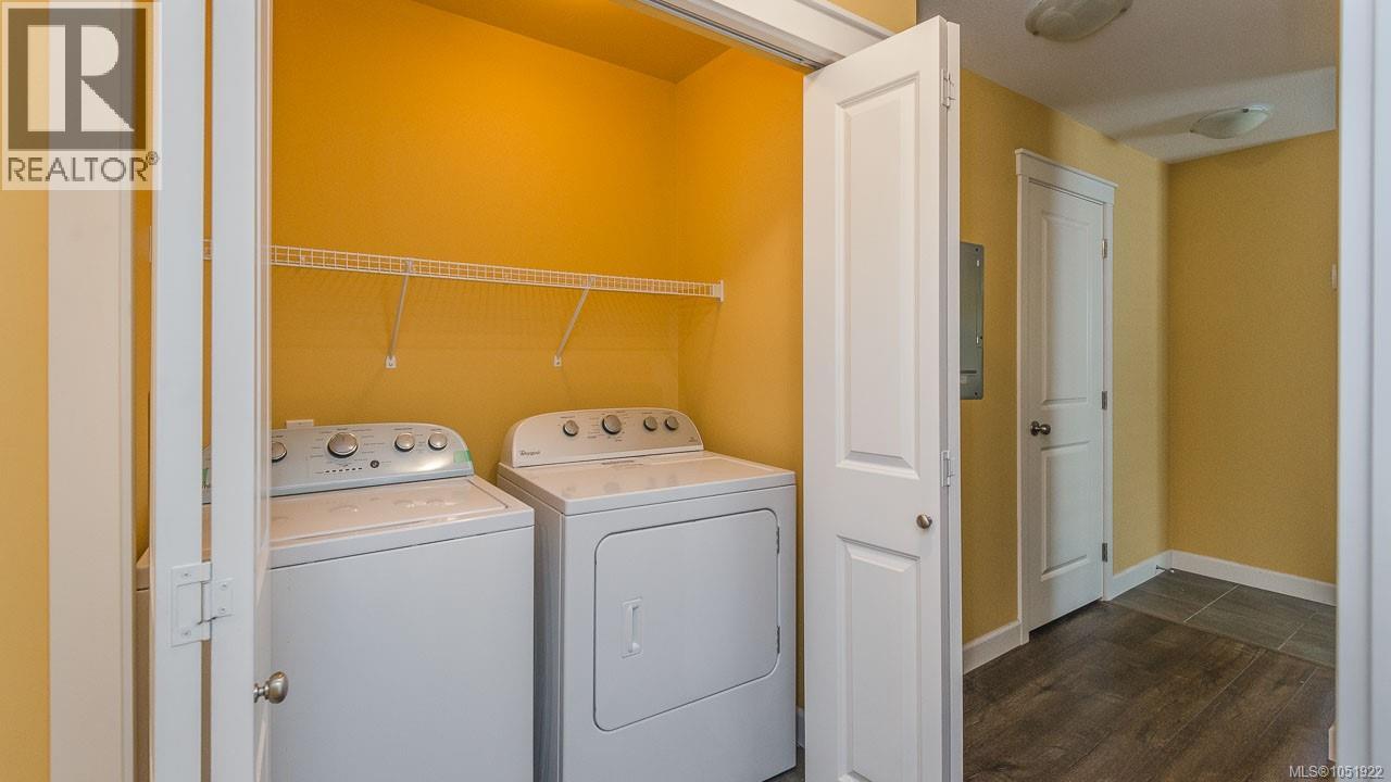 646 Alyssa Pl Property Photo 12