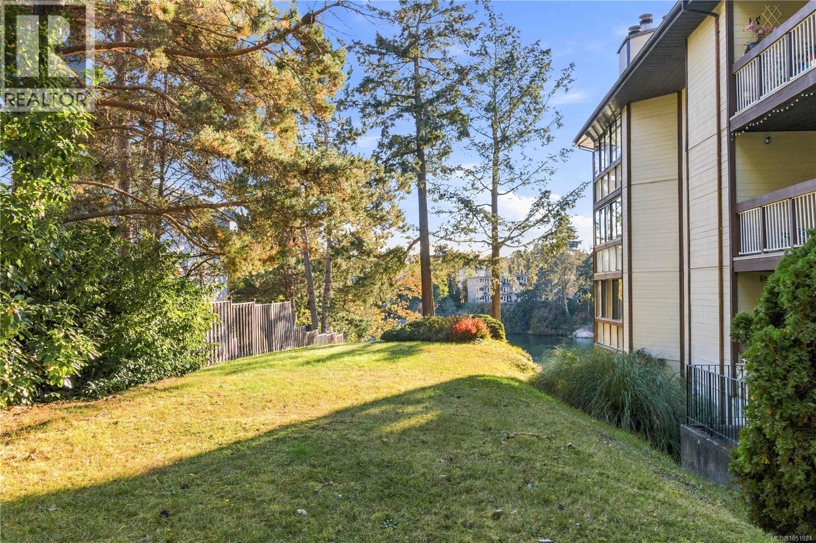 204 69 Gorge Rd W Property Photo 34