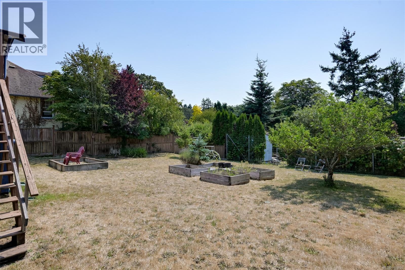 3374 Cook St Property Photo 38
