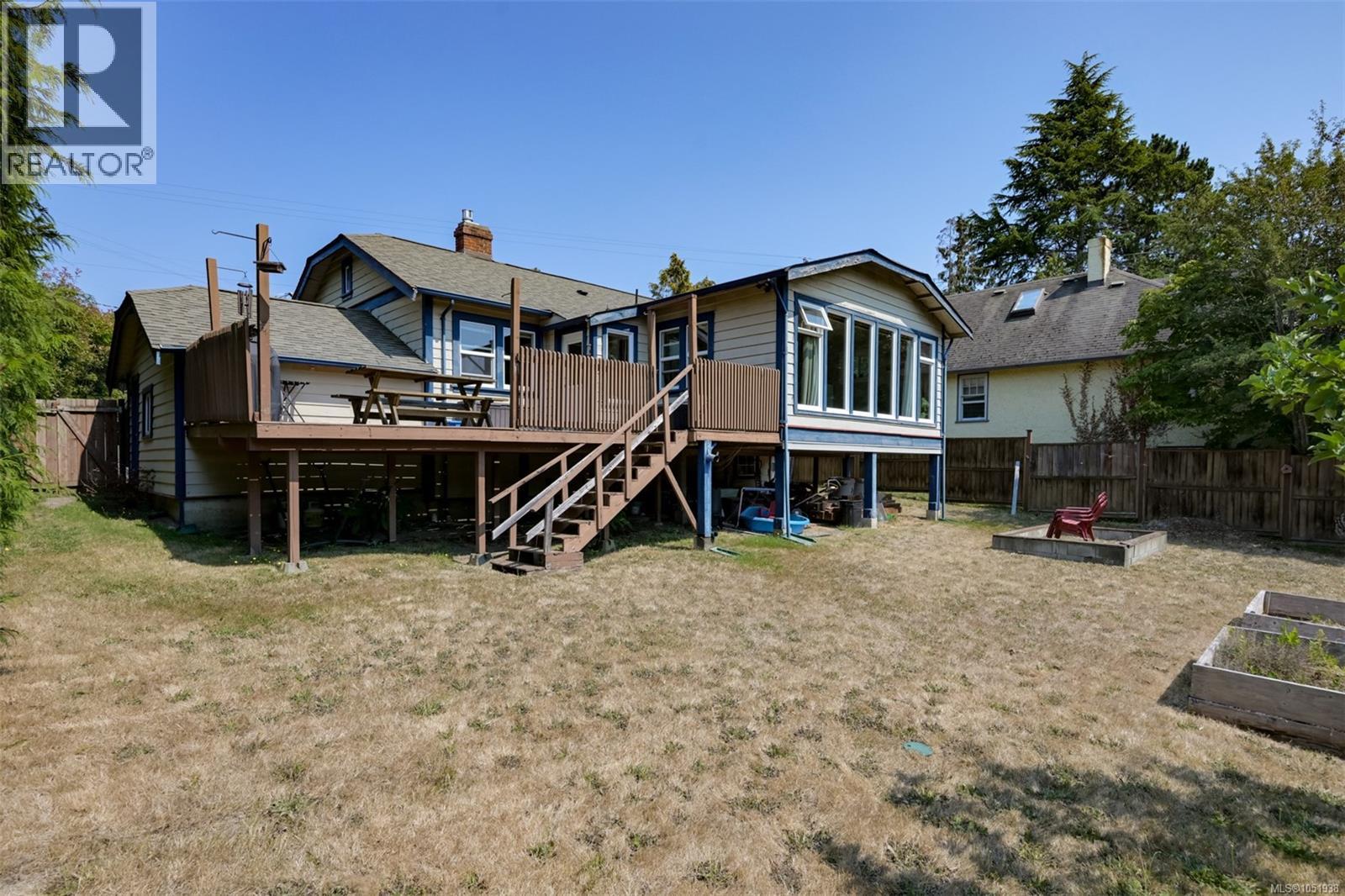 3374 Cook St Property Photo 39
