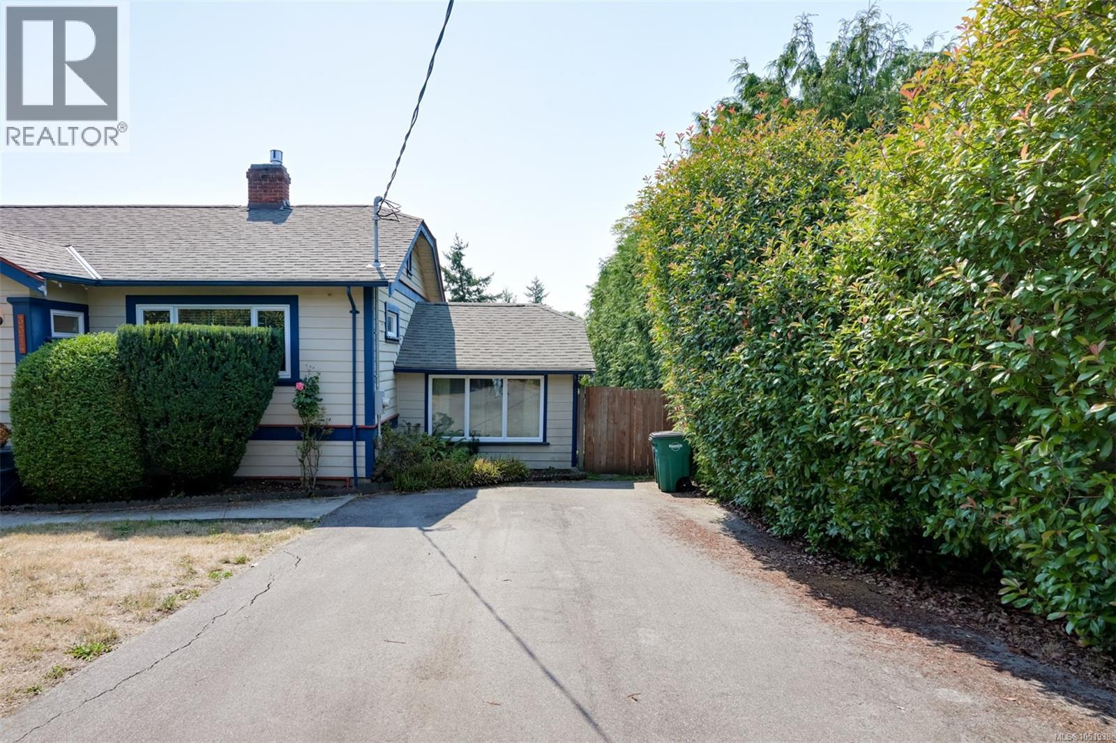 3374 Cook St Property Photo 42
