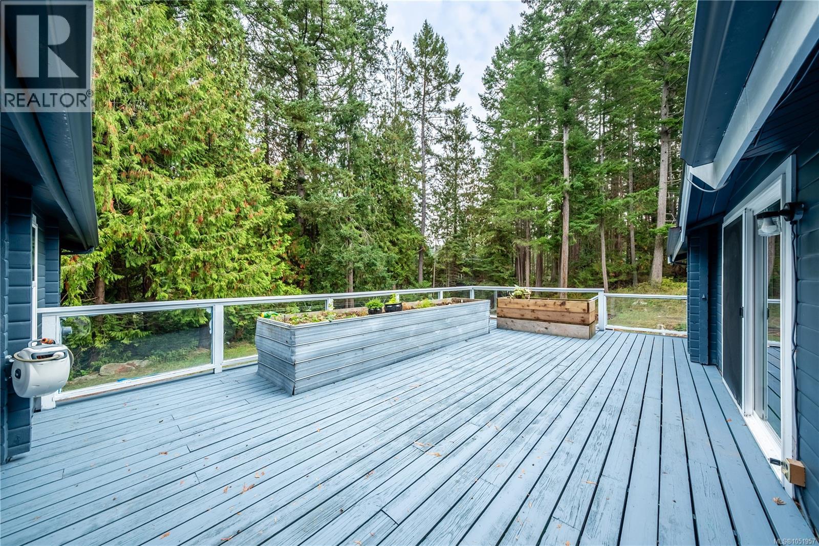 336 Hemlock Ave Property Photo 36