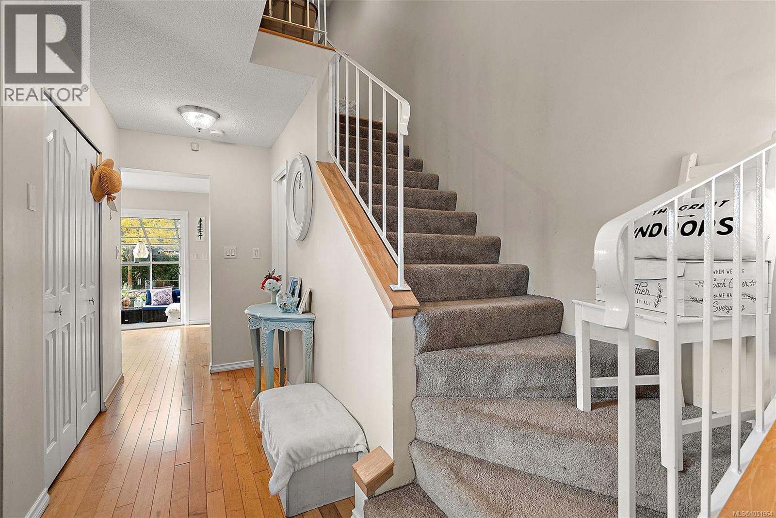2253 Malaview Ave Property Photo 17