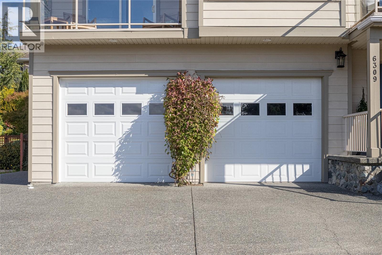 6309 Central Saanich Rd Property Photo 5