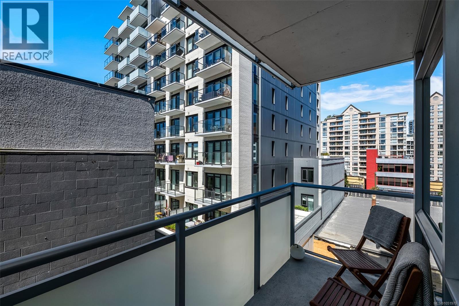 402 838 Broughton St Property Photo 15
