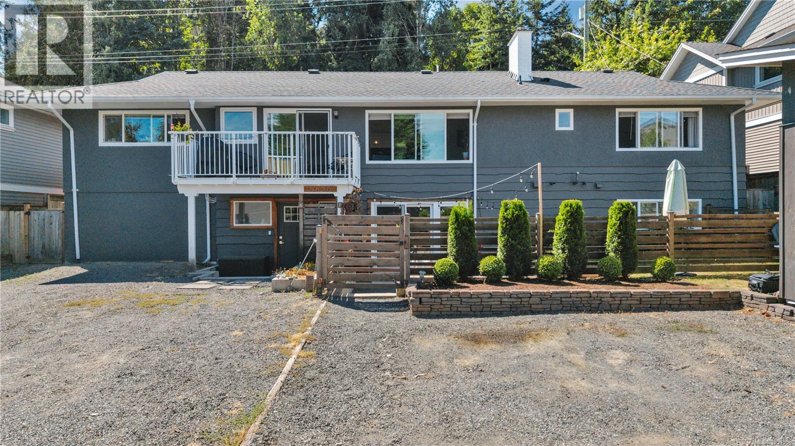 5620 Hammond Bay Rd Property Photo 2