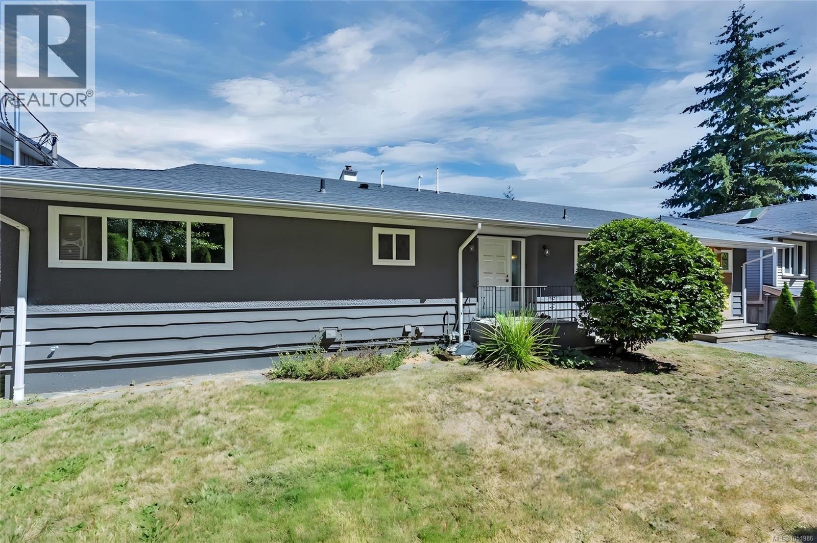 5620 Hammond Bay Rd Property Photo 4