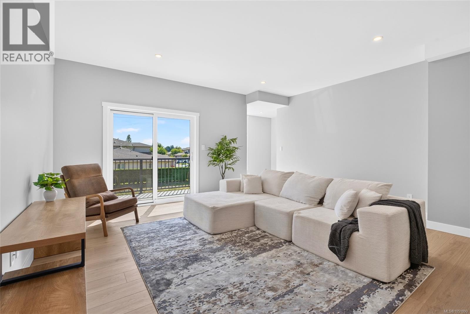 2022a Galerno Rd Property Photo 19
