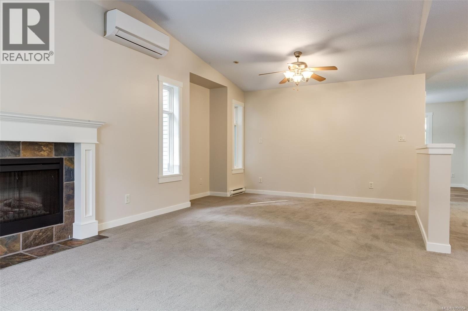 821 Park Ave Property Photo 14