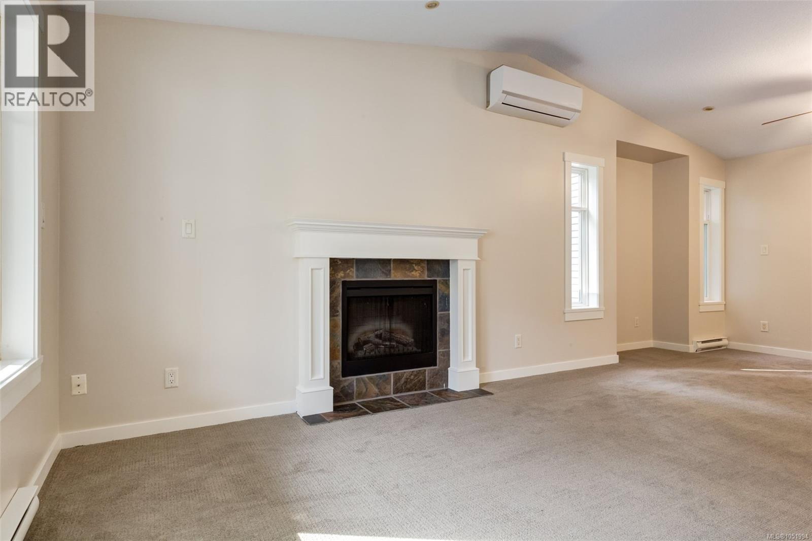 821 Park Ave Property Photo 15