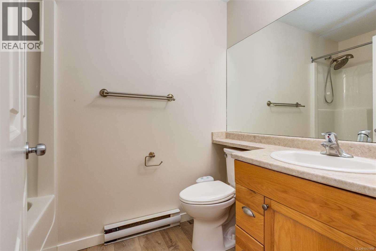 821 Park Ave Property Photo 33